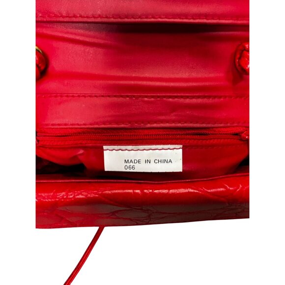Red Faux Crocodile Embossed Shoulder Crossbody Bag With Gold Clasp By Ponte - Picture 9 of 13